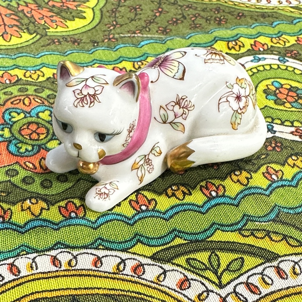 Franklin Mint Floral Cat Figurine with Pink and Gold Accents